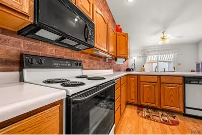 2106 Chatalet #I, Pueblo, CO 81005 - Photo 6