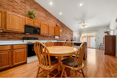2106 Chatalet #I, Pueblo, CO 81005 - Photo 4