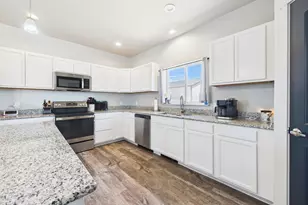 1437 N Chuckwagon Ln, Pueblo West, CO 81007 - Photo 12