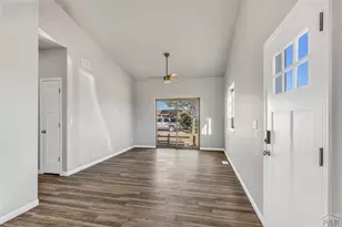 10 Heatherwood Ln, Pueblo, CO 81008 - Photo 2