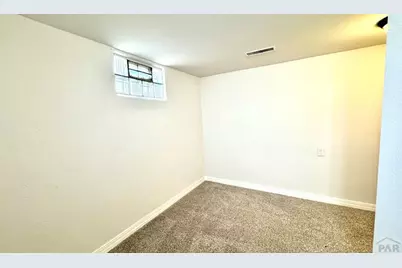 634 S Prairie Ave, Pueblo, CO 81005 - Photo 12