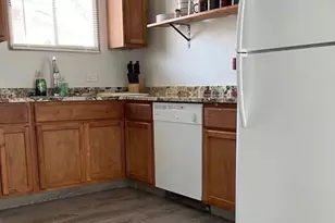 902 E 11th St, Pueblo, CO 81001 - Photo 6