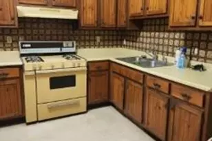 216 E Evans Ave, Pueblo, CO 81004 - Photo 2