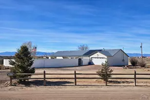 629 N Limon Dr, Pueblo West, CO 81007 - Photo 2