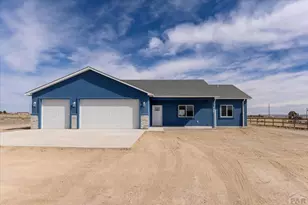 455 E Chadwick Dr, Pueblo West, CO 81007 - Photo 1