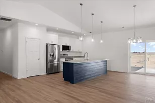 455 E Chadwick Dr, Pueblo West, CO 81007 - Photo 4