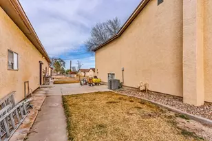 25451 Parkview, Pueblo, CO 81006 - Photo 34