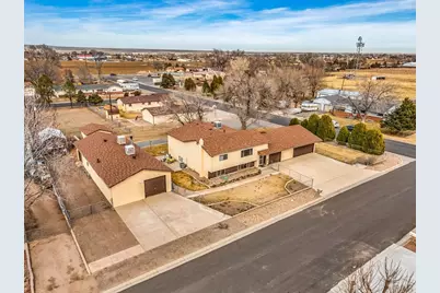 25451 Parkview, Pueblo, CO 81006 - Photo 2