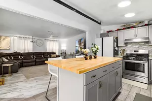 279 E Kipling Dr, Pueblo West, CO 81007 - Photo 12