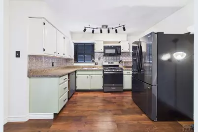 1627 Berkley Ave, Pueblo, CO 81004 - Photo 14