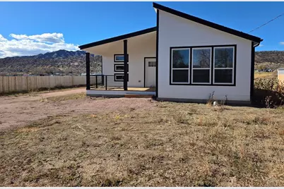 1089 York Ave, Canon City, CO 81212 - Photo 2