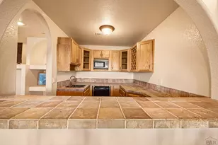 995 S Linden Pl, Pueblo West, CO 81007 - Photo 38