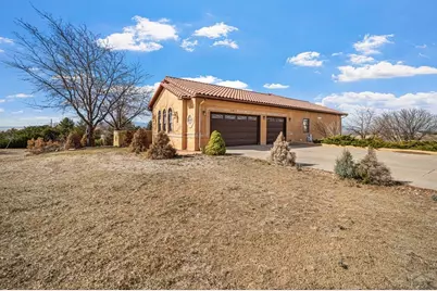 995 S Linden Pl, Pueblo West, CO 81007 - Photo 46