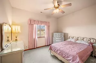 995 S Linden Pl, Pueblo West, CO 81007 - Photo 32