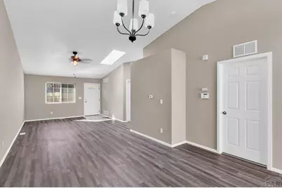 1512 E 21st St #B, Pueblo, CO 81001 - Photo 8