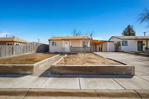 1708 Henry Ave, Pueblo, CO 81005 - Photo 1