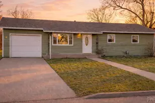 1041 9th St, Las Animas, CO 81054 - Photo 1