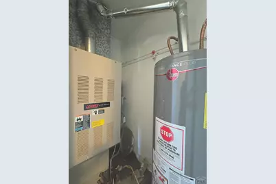 1041 9th St, Las Animas, CO 81054 - Photo 10