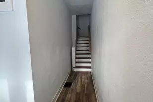 219 Jackson St, Pueblo, CO 81004 - Photo 6