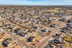 594 S Hook Dr, Pueblo West, CO 81007 - Photo 40