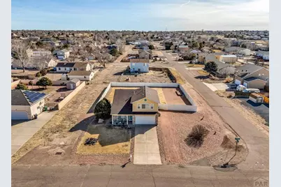 594 S Hook Dr, Pueblo West, CO 81007 - Photo 36