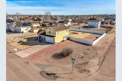 594 S Hook Dr, Pueblo West, CO 81007 - Photo 32