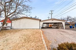 2219 W 28th St, Pueblo, CO 81003 - Photo 2