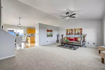 528 S Bellflower Dr, Pueblo West, CO 81007 - Photo 4