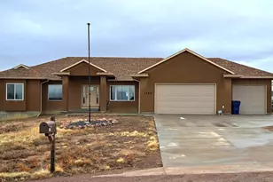 1194 E Gunpowder Ln, Pueblo West, CO 81007 - Photo 1