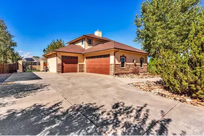 4811 Castor Dr, Pueblo, CO 81001 - Photo 2