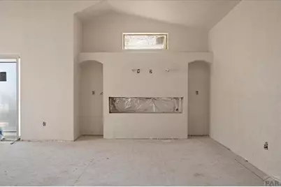 366 N Desert Cove Dr, Pueblo West, CO 81007 - Photo 8