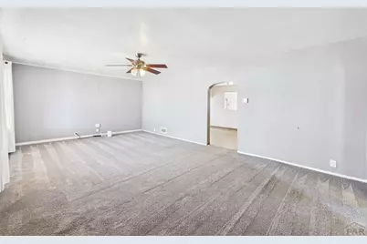 1632 E 2nd St, Pueblo, CO 81001 - Photo 6