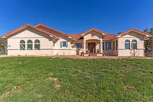 8760 Ridge Rd, Pueblo, CO 81023 - Photo 10