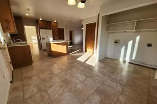 813 Westacres Ave, Pueblo, CO 81005 - Photo 8