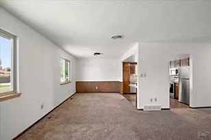 208 Starlite Dr, Pueblo, CO 81005 - Photo 6