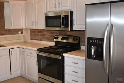2106 Chatalet Lane #G, Pueblo, CO 81005 - Photo 6