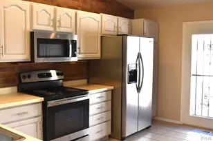 2106 Chatalet Ln, Pueblo, CO 81005 - Photo 6