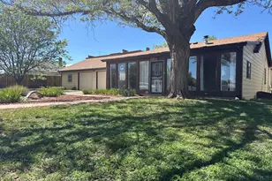 221 E 8th St, Walsenburg, CO 81089 - Photo 2