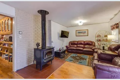 221 E 8th St, Walsenburg, CO 81089 - Photo 6