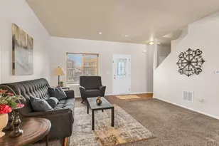 917 Silverqueen Rd, Pueblo, CO 81008 - Photo 4