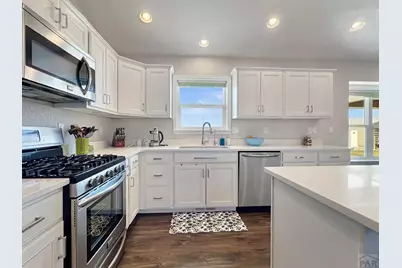 439 N Mitford Dr, Pueblo West, CO 81007 - Photo 10