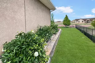 439 N Mitford Dr, Pueblo West, CO 81007 - Photo 44