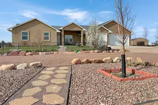 439 N Mitford Dr, Pueblo West, CO 81007 - Photo 2