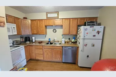 3908 Devonshire Lane, Pueblo, CO 81005 - Photo 4