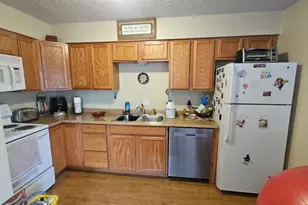 3908 Devonshire Ln, Pueblo, CO 81005 - Photo 4