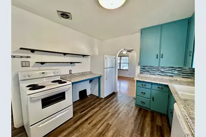 726 W Corona Ave, Pueblo, CO 81004 - Photo 8