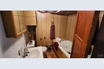 927 E 11th St, Pueblo, CO 81001 - Photo 24