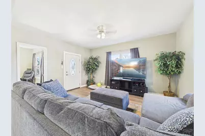 1012 E Abriendo Ave, Pueblo, CO 81004 - Photo 8