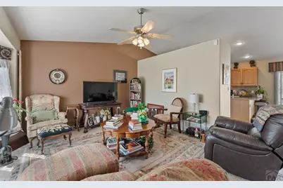 429 W Strawberry Dr, Pueblo West, CO 81007 - Photo 4