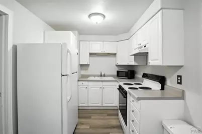 2108 W 19th St, Pueblo, CO 81003 - Photo 8